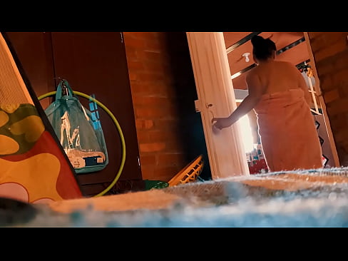 ❤️ Манай авга ах намайг шүршүүрт орохоор дагадаг, намайг шүршүүрт ороход тэр намайг зоддог. ❤❌ Оросын порно порно дээр mn.porn-milf-300.ru ❌❤